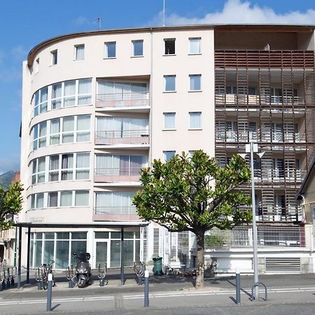Grand Studio Avec Climatisation, Balcon Proche Gare Centre Ville لورد المظهر الخارجي الصورة